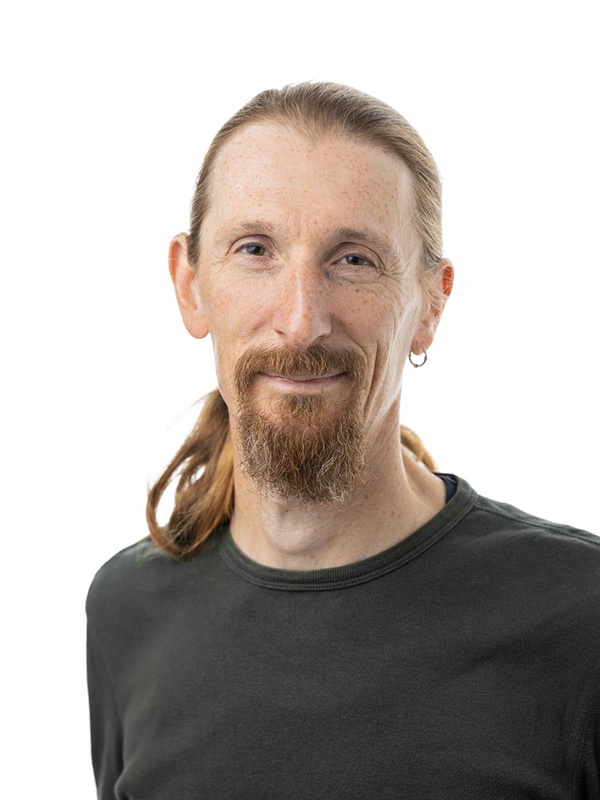 Dr Mark Stoneley