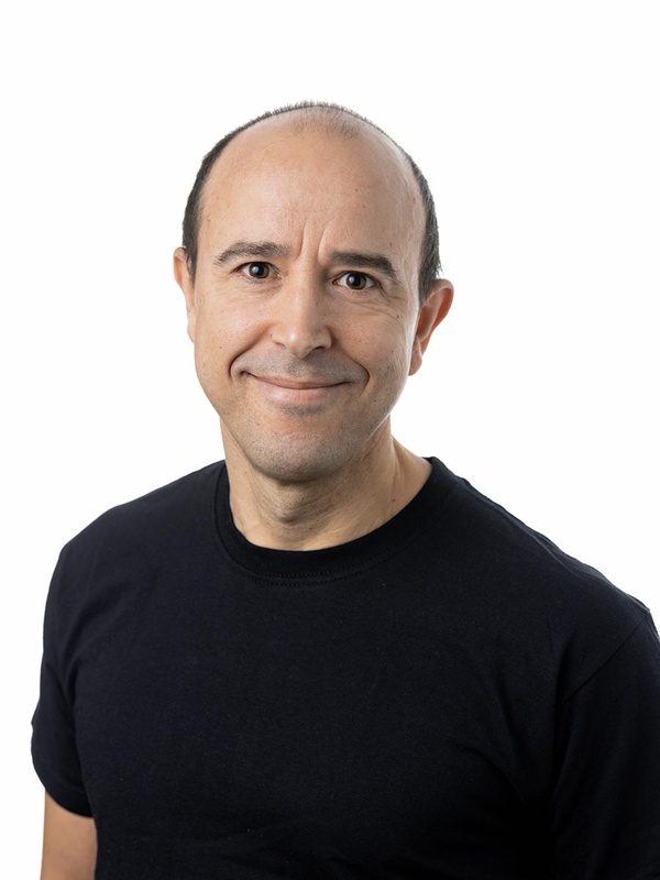 Dr L. Miguel Martins