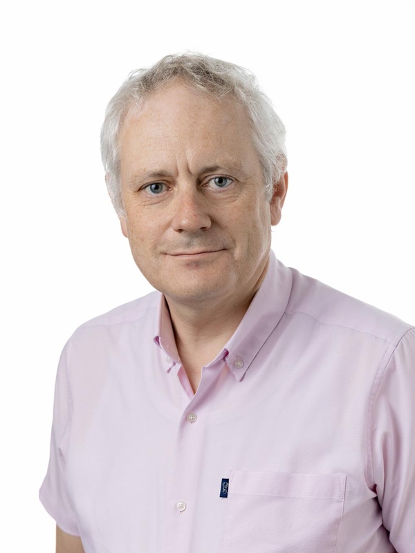 Dr Mike Chapman