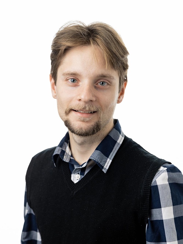 Dr Simone Mozzachiodi